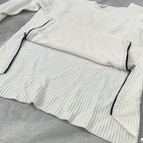 Women's Bar III Knit Zipper High Low Long Sleeve Sweater Large - Picture 7 of 13